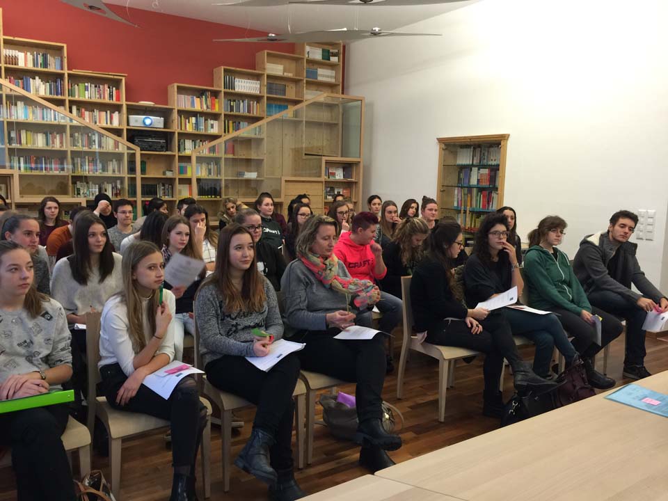 Maria Hueber Gymnasyum e IPSCT De’ Medici Bolzano - Focus Group progetto Young - 11.01.2016