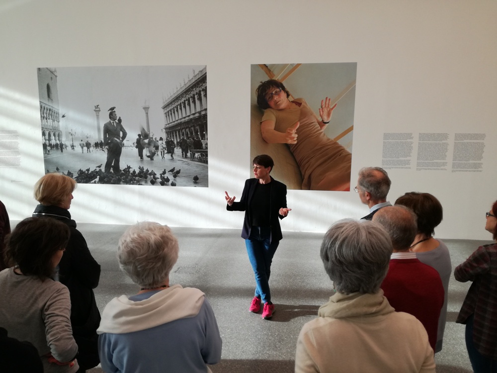 Voluntariat per les llengües - Begleitete Führung zur Ausstellung BODY CHECK 12.04.2018